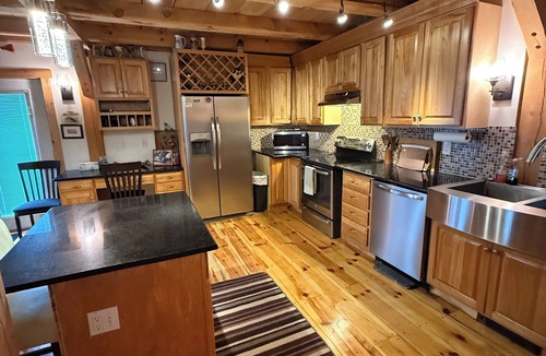 Newbury House | Lake Sunapee House