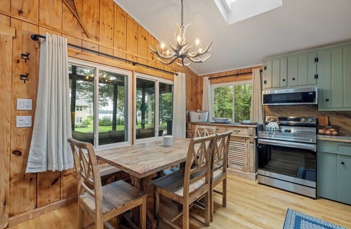 Moultonborough House | Lake Winnipesaukee Water Access Cottage Association Beach Screened Porch