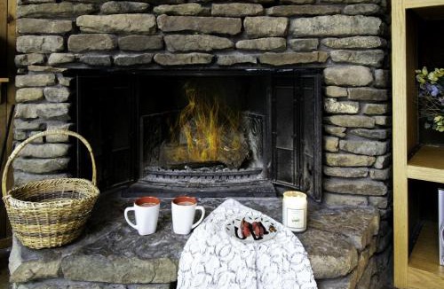 Lost Bridge Village House | Lakefnt-Hot TubSauna, Beaver Lk