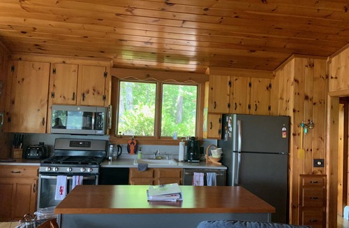 Harrison Cottage | Lakefront cabin with spectacular sunsets included