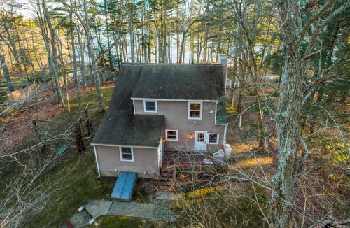 Voluntown Cottage | Lakefront Cottage in the Woods w/Sauna Access. Pet-friendly. Abuts State Forest