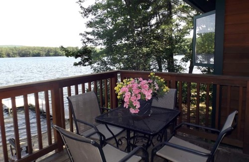 Casco House | Lakefront Cottage with Private Beach