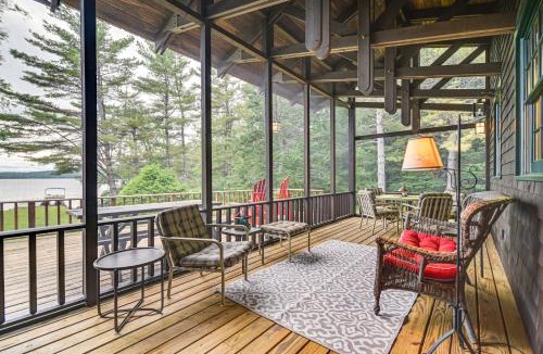 Stoneham House | Lakefront Escape w/Deck & Kayaks in Lovell!