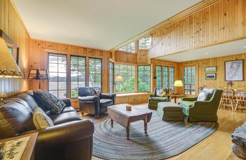 Stoneham House | Lakefront Escape w/Deck & Kayaks in Lovell!