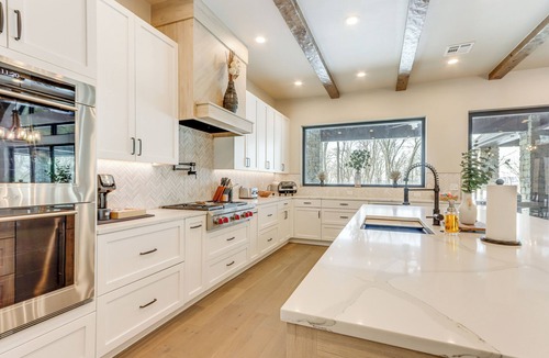Afton House | Lakefront Estate on 26 Acres: Hot Tub & Games