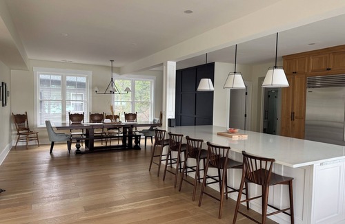 Middleton House | Lakefront Estate with Private Beach & Boat Launch