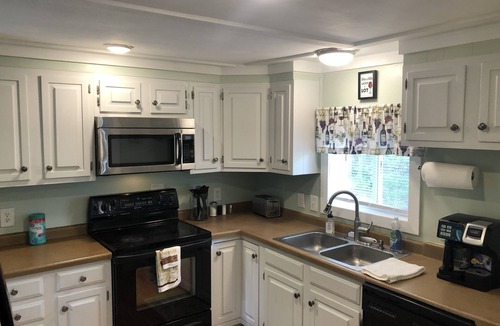 Johnson County House | Lakefront Getaway on Private Lake! 30 min from Lees Summit