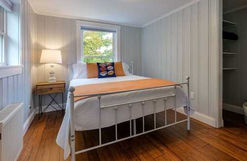 Dedham Cabin | Lakefront home: beach + screened porch near Acadia