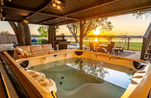 Rowlett House | Lakefront Luxe 7BR 6Bath Home with Pool & Hot Tub