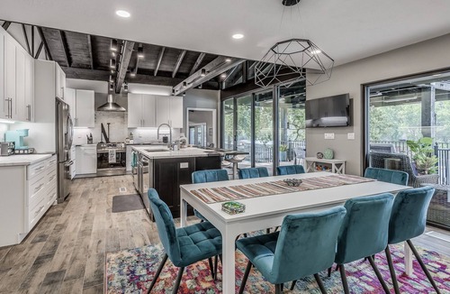 Cleora House | Lakefront Luxury at Grand Lake - PRIVATE DOCK, SWIMSPA & GAME ROOM