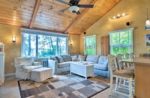 Mashpee House | Lakefront Mashpee Home w/ Kayak & Outdoor Kitchen!