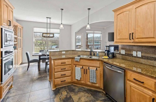 Bella Vista House | Lakefront Oasis: Hot Tub, Kayaks, & Game Room