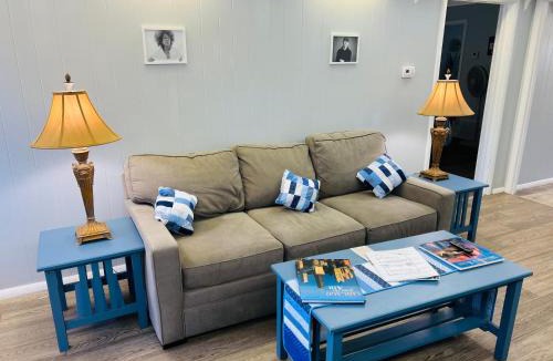 Langley Resort | Lakeland House
