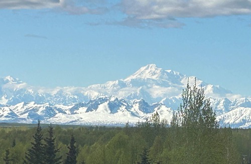 Talkeetna Cabin | Lakeside cabin with WiFi in Talkeetna. Canoe launch, float, banya.