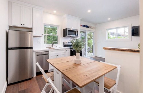 Laconia Cottage | Lakeside Cottage Retreat – 4 Loft Style Cottages with Dock Slip - Weirs Beach