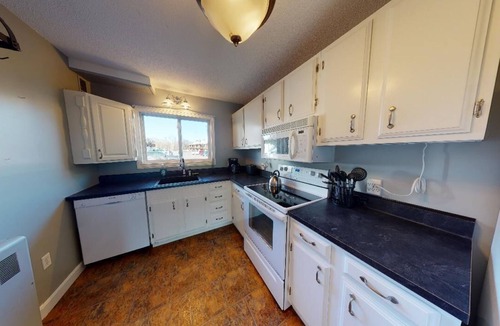 Greenville Junction Condo | Lakeside Loft (Direct Access to Moosehead Lake!)
