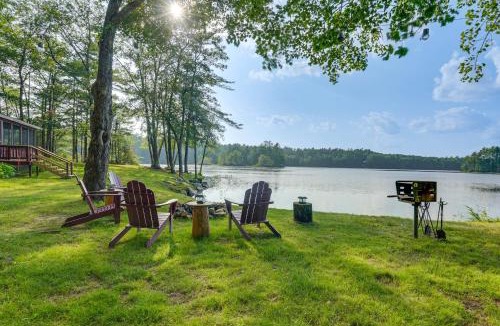 Rindge House | Lakeside Log Cabin w/Porch in Monadnock Region