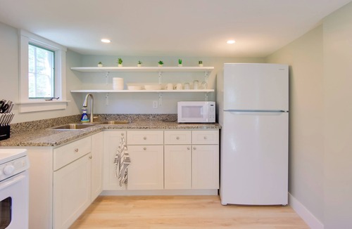 Spofford Apartment | Lakeside Spofford Retreat Near Hiking & Boating!
