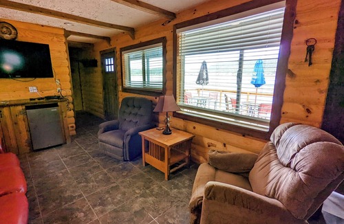 Mammoth Creek Cabin | Lakeview Cabin