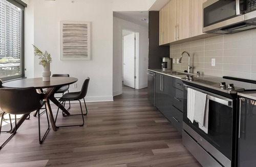 Baileys Crossroads Apartment | Landing | Amazing 2BD, Gym, Game Room