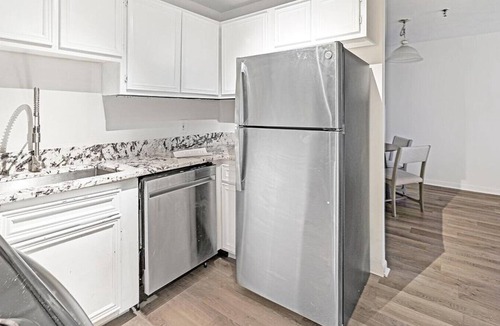 Rocky Hill Apartment | Landing at Concierge Rocky Hill Apartments - 2 Bedrooms in Downtown Rocky Hill