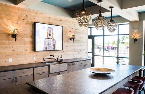 Hilliard Apartment | Landing at Landmark Lofts - 2 Bedrooms in Downtown Hilliard