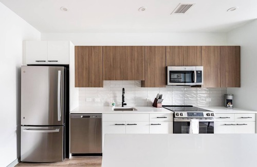 Haverhill Apartment | Landing | Incredible 2BD, Gym, Pool