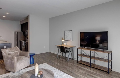 Grove City Apartment | Landing | Modern 1BD, Gym, Yoga Studio