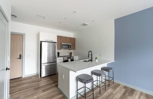 Haverhill Apartment | Landing | Spectacular 1BD, Gym, Pool
