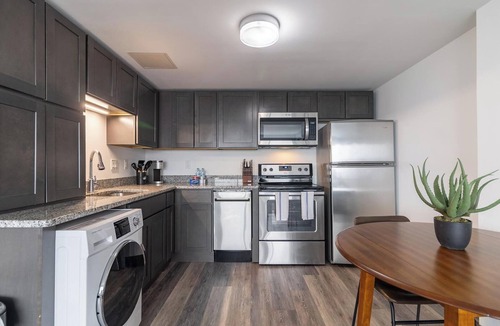 Downtown Hartford Apartment | Landing | Spectacular 1BD, Pool, Game Room