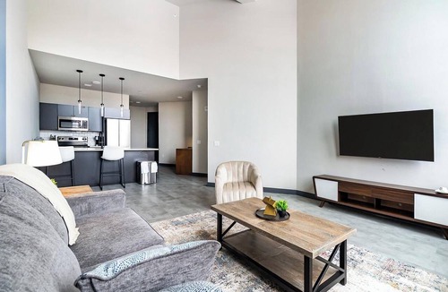 Downtown Hartford Apartment | Landing | Spectacular 1BD in Downtown Hartford