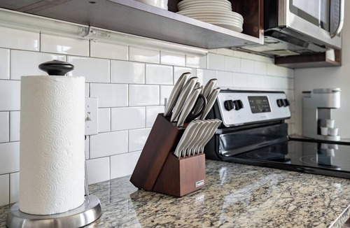 Financial District Apartment | Landing | Spectacular Studio, Pool, Yoga Studio