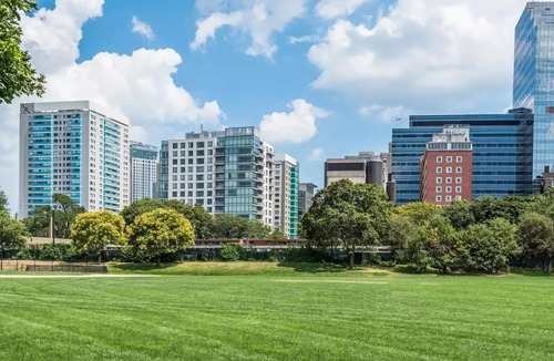 West End Apartment | Large 2 Bed/2Bth Apt right by MGH,MIT,Harvard, W/D in suite, Gorgeous River View
