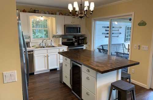 Copake Lake House | Large Barn styled vacation home that fits groups with space to spare.