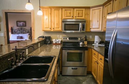Park City Condo | Large Condo, Steps Away from Canyons Village by RedAwning - Save 20% on 7+ Nights!