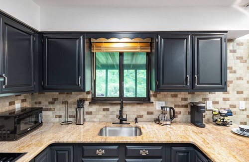 Washingtonville House | Large house with heated indoor pool and big yard with firepit