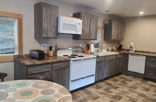 Sunapee House | Large Rustic 1800's Lake Home