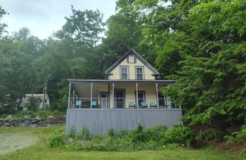 Sunapee House | Large Rustic 1800's Lake Home