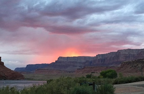Marble Canyon Hotel | Lee's Ferry Lodge at Vermilion Cliffs