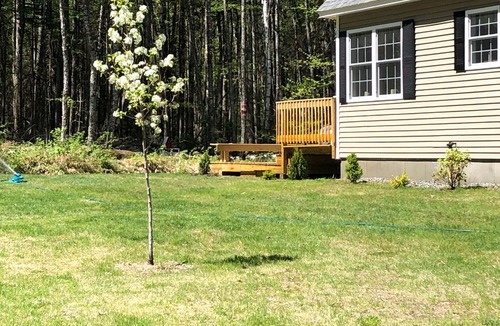Danbury House | Less than 1 mile from Ragged Mountain