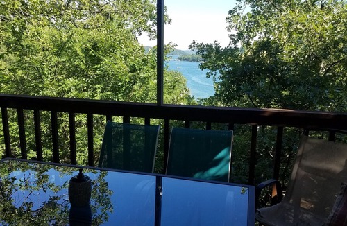 Lost Bridge Village House | Lighthouse-Lake View-Fenced for Pet-Close to Marina!