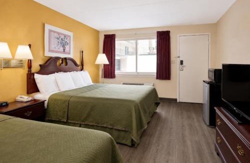 Chambersburg Hotel | Lincoln Way Inn