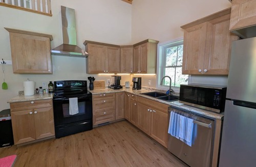 Criders Cabin | Little Red Cabin on 60 Acres with private National Forest Access, pond, fire pit
