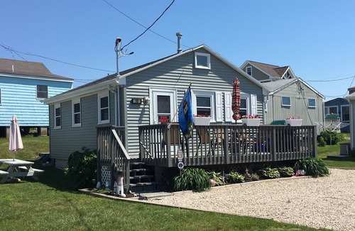 Breakwater Village Cottage | *LOCATION* 2 Min Walk To Private Beach In Breakwater Village/Pt Judith