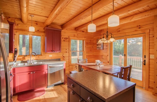Twin Mountain Cabin | Log cabin in the White Mountains, near Bretton Woods
