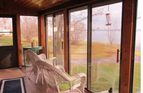 Town of Varick House | Log Home Leisure