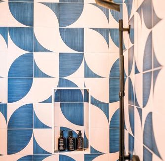 Stinson Beach Hotel | Longboard Studio and Funboard Room includes King Bed and Kitchenette plus King Murphy and Mini Kitchenette