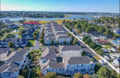 Ocean View House | Look no further - Bayfront amenties, Short drive to Ocean