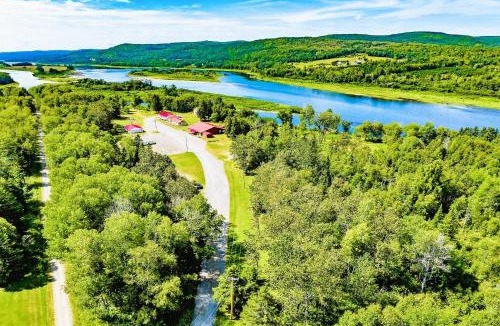 Fort Kent Hotel | Love Hotels St John River by OYO at Fort Kent ME