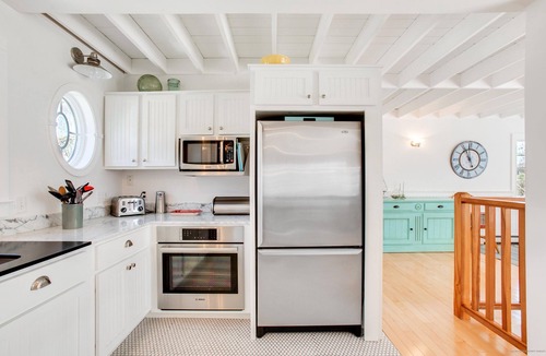 Kennebunkport House | Lovely Beach house in GRB - Heated pool!